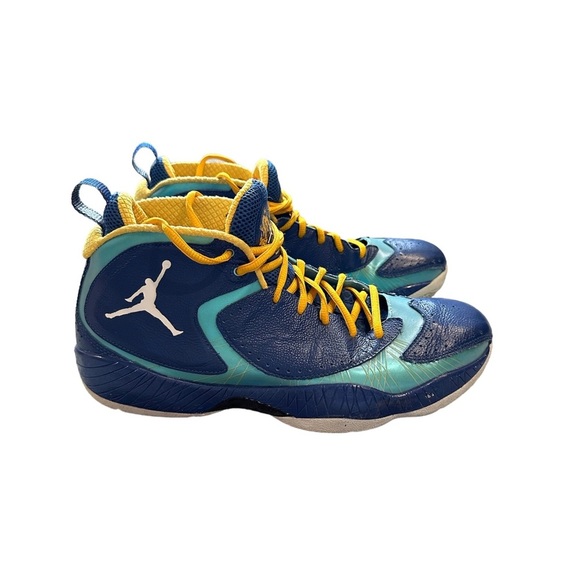 USED Jordan 2012 Deluxe Year of the Dragon Men’s Size 11.5 - Picture 3 of 5